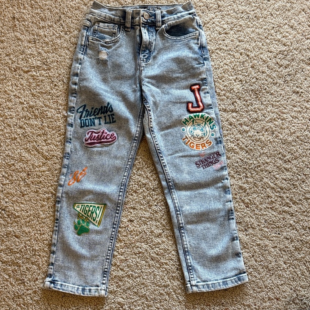 Light Wash Embroidered Patch Girl's Jeans